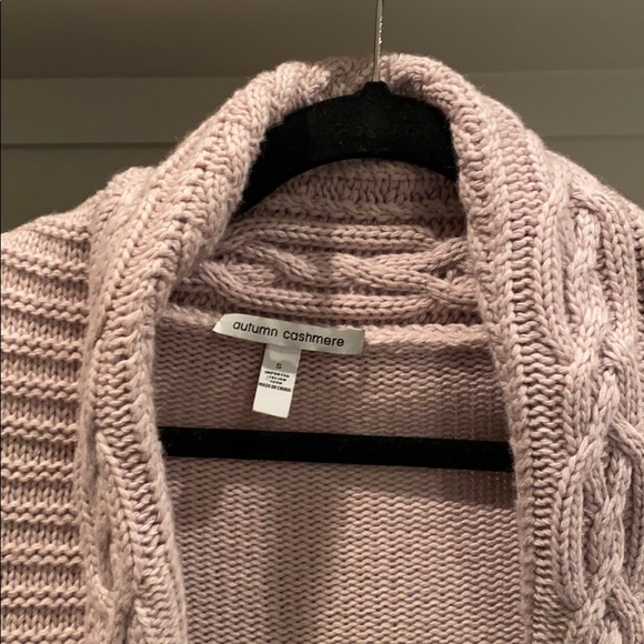 August cashmere sweater. - Picture 3 of 7